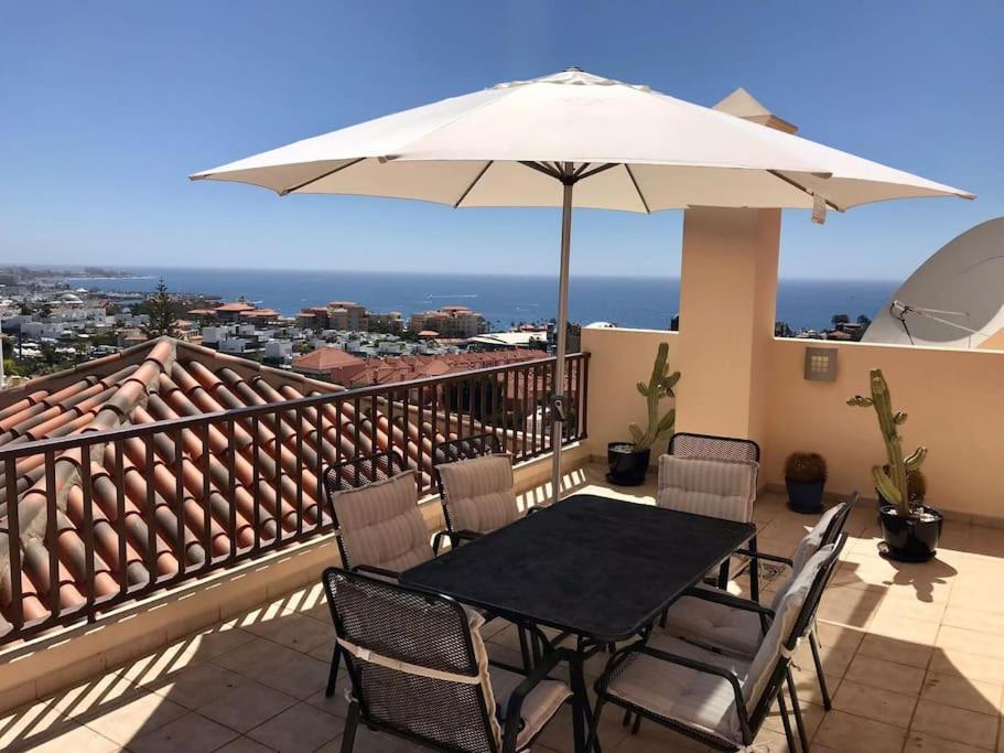 33 Pleasures Del Duque Apartment 阿德耶 外观 照片