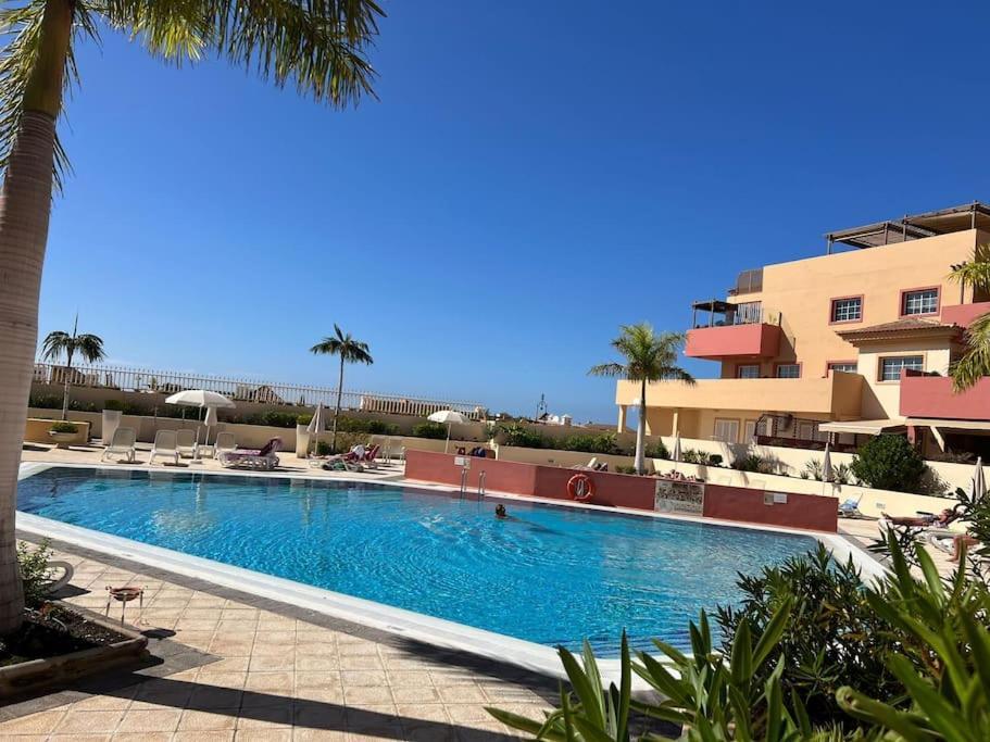 33 Pleasures Del Duque Apartment 阿德耶 外观 照片