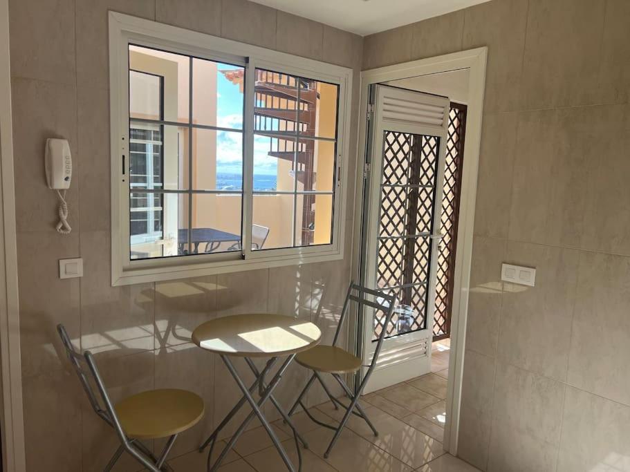 33 Pleasures Del Duque Apartment 阿德耶 外观 照片